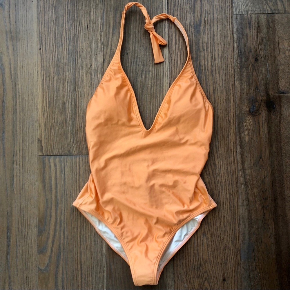 NWOT VIX One Piece